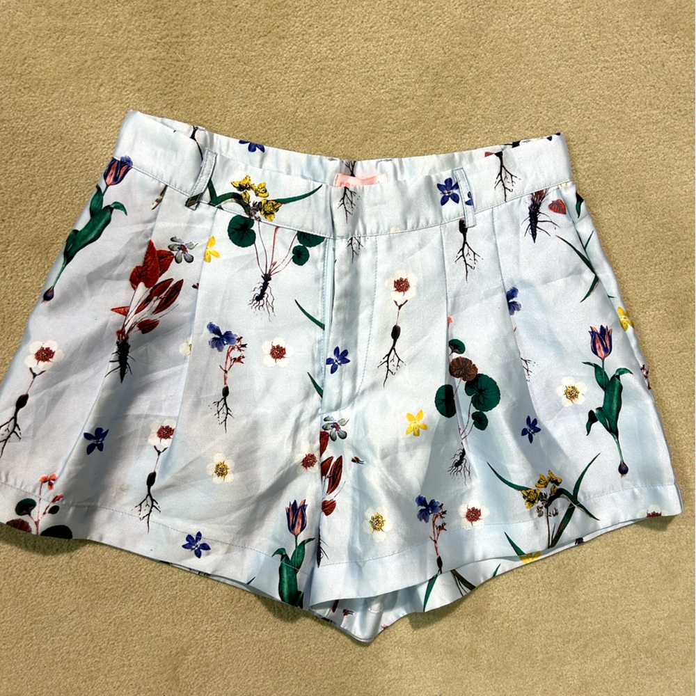 Silk floral shorts size medium